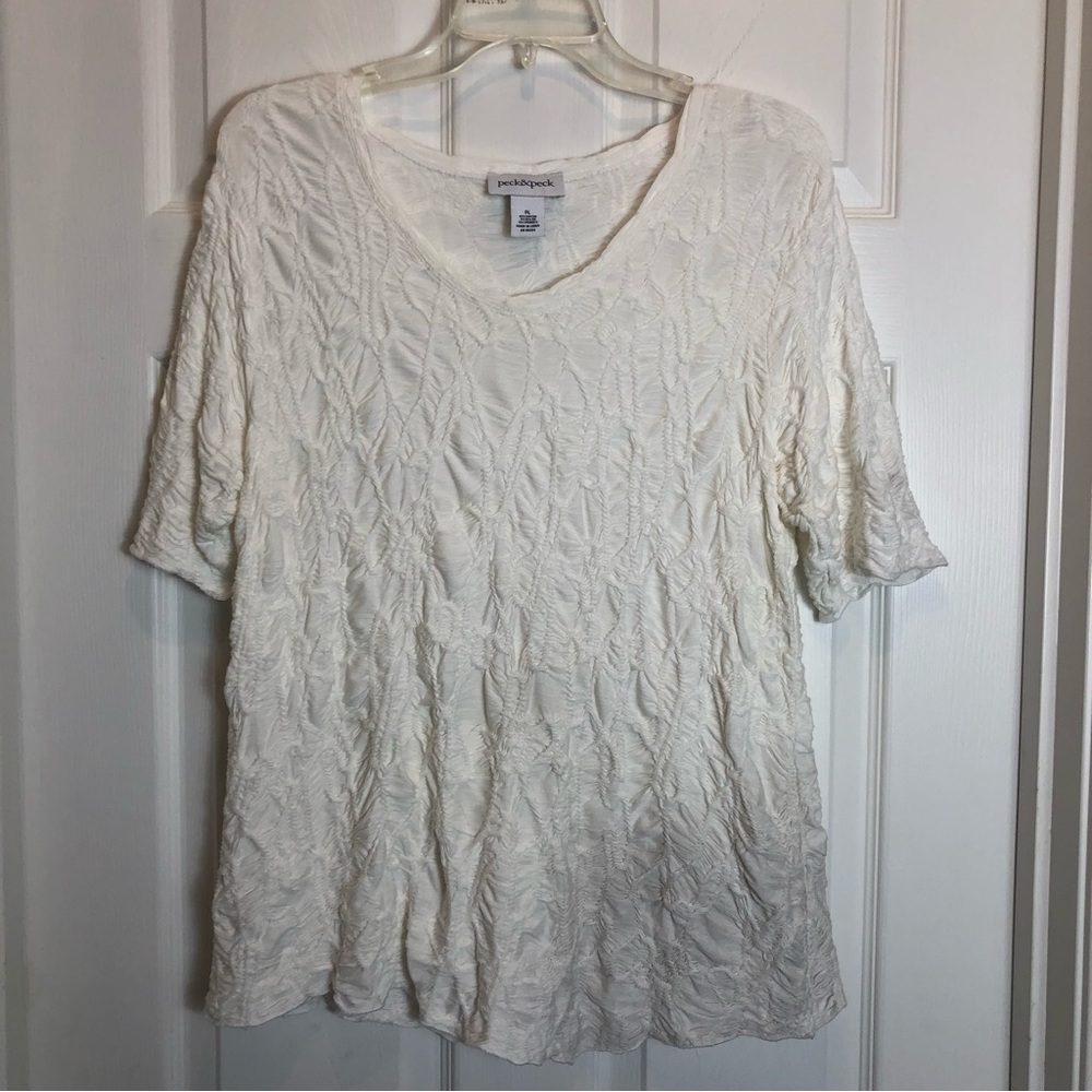 Peck & Peck Short Sleeve Off White Top  Size LP